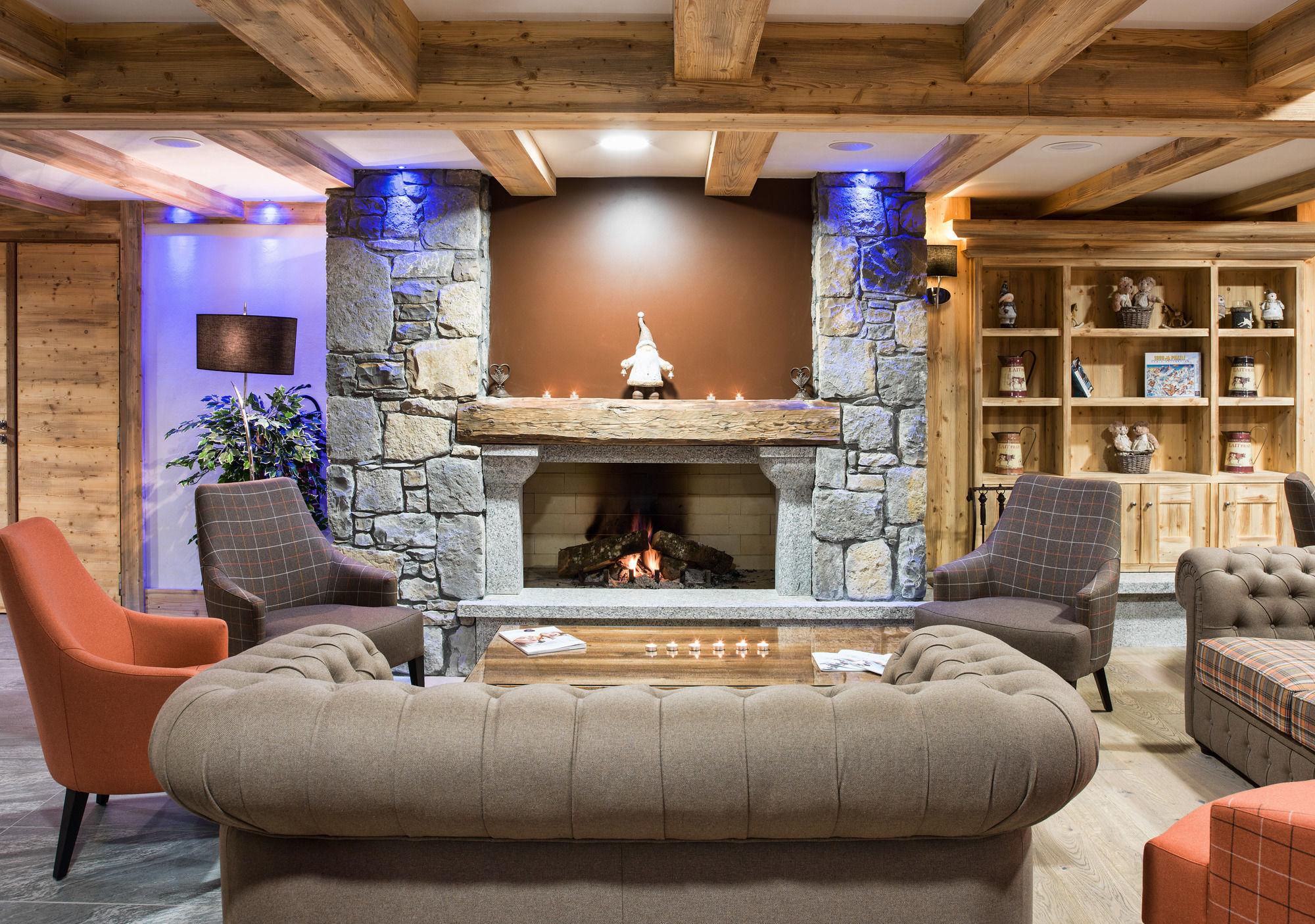 Cgh Residence Boutique Les Chalets De Layssia Samoëns Exterior foto